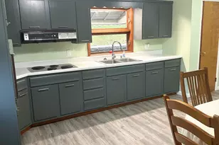 207 W Main St, Corning, OH 43730 - Photo 9