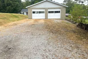 207 W Main St, Corning, OH 43730 - Photo 21