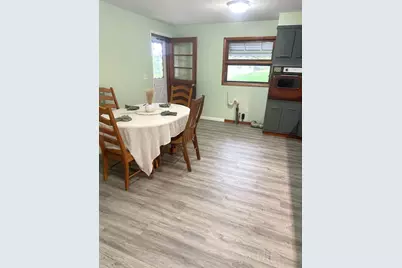 207 W Main Street, Corning, OH 43730 - Photo 11