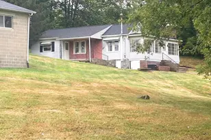 207 W Main St, Corning, OH 43730 - Photo 25