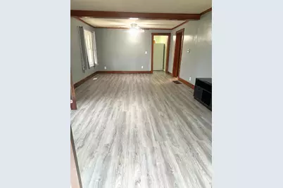 207 W Main Street, Corning, OH 43730 - Photo 3