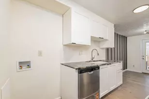 2503 Burgandy Ln, Columbus, OH 43232 - Photo 13