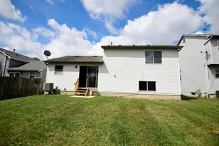 2730 Raphael Dr, Columbus, OH 43232 - Photo 17