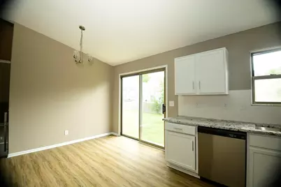 2730 Raphael Drive, Columbus, OH 43232 - Photo 5
