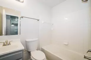 967 Robmeyer Dr, Columbus, OH 43207 - Photo 15