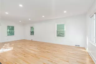 142 S Gould Rd, Columbus, OH 43209 - Photo 11