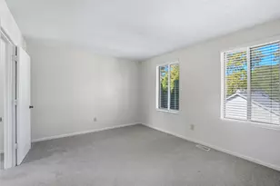 6937 Dublin Village Dr, Dublin, OH 43017 - Photo 19