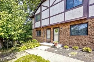 3048 Highcliff Ct, Columbus, OH 43231 - Photo 9