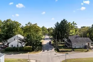 2634 Grasmere Ave, Columbus, OH 43211 - Photo 9