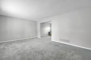 6930 Tanya Terrace, Reynoldsburg, OH 43068 - Photo 3