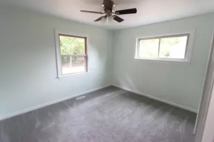 2683 Club House Dr, Columbus, OH 43211 - Photo 11