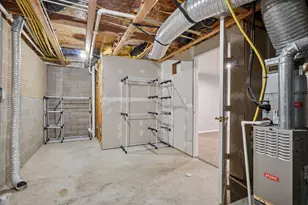 1152 Kinneton, Columbus, OH 43228 - Photo 43