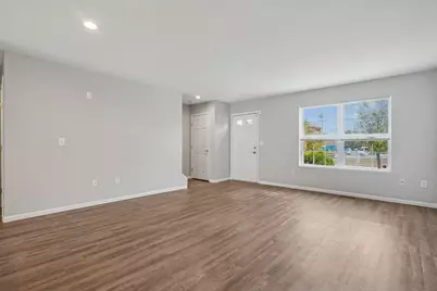 1152 Kinneton, Columbus, OH 43228 - Photo 9