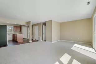 640 W Maple St, Granville, OH 43023 - Photo 17