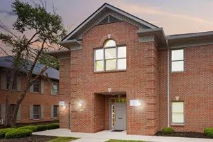 124 Dorchester Square S, Westerville, OH 43081 - Photo 1