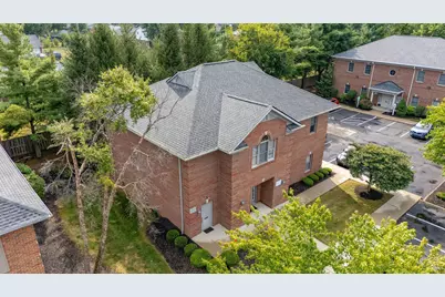 124 Dorchester Square S, Westerville, OH 43081 - Photo 3