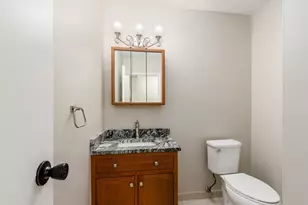 353 Shell Ct E, Columbus, OH 43213 - Photo 15