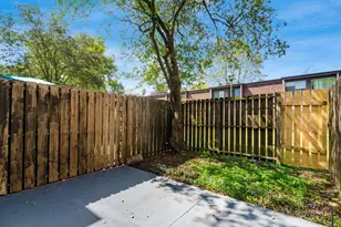 353 Shell Ct E, Columbus, OH 43213 - Photo 21