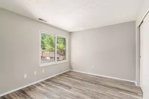 353 Shell Ct E, Columbus, OH 43213 - Photo 13