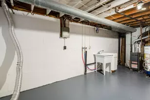 353 Shell Ct E, Columbus, OH 43213 - Photo 23