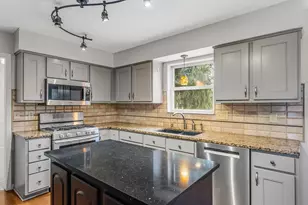 9529 Wayne Brown Dr, Powell, OH 43065 - Photo 9