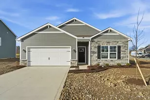 389 Garnet Rnch Dr, Delaware, OH 43015 - Photo 3