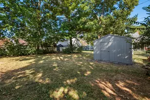 2458 Edgevale Rd, Columbus, OH 43221 - Photo 31