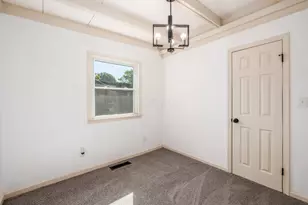 2458 Edgevale Rd, Columbus, OH 43221 - Photo 23