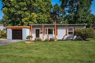 2458 Edgevale Rd, Columbus, OH 43221 - Photo 3