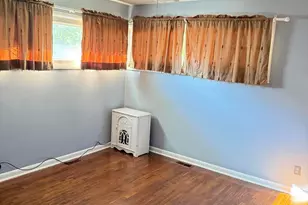 2913 Gerbert Rd, Columbus, OH 43224 - Photo 17