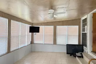 2913 Gerbert Rd, Columbus, OH 43224 - Photo 23