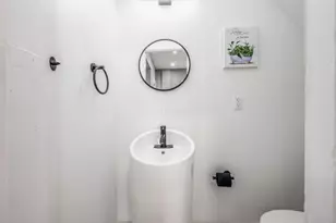 273 Avondale Ave, Columbus, OH 43223 - Photo 7