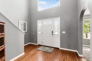 104 Ravines Edge Ct, Etna, OH 43062 - Photo 3