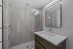 367 Auden Ave, Columbus, OH 43215 - Photo 9