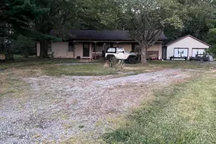 10499 Hazelton-Etna Rd SW, Etna, OH 43062 - Photo 3