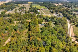 12499 Tarlton Rd, Circleville, OH 43113 - Photo 3