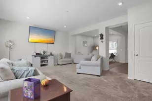 339 Butternut Ave, Circleville, OH 43113 - Photo 11