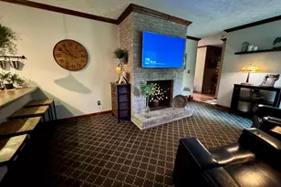 703 Dorchester Dr, Springfield, OH 45506 - Photo 9