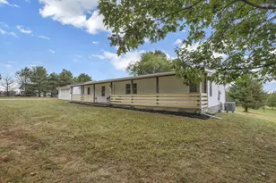 13303 Douglas Ln Rd, Centerburg, OH 43011 - Photo 3