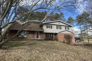 2695 Ash Meadows Blvd, Zanesville, OH 43701 - Photo 1