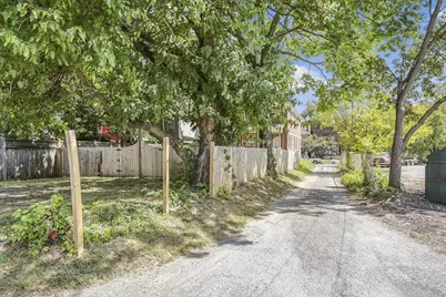 631-633 S Champion Avenue, Columbus, OH 43205 - Photo 9