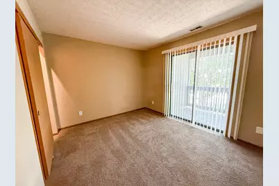 2744 Greystone Drive #E, Columbus, OH 43220 - Photo 11