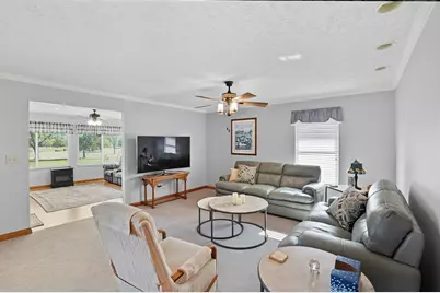 821 Leesburg Avenue, Washington Court House, OH 43160 - Photo 11