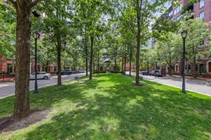 251 Daniel Burnham Square, Columbus, OH 43215 - Photo 5