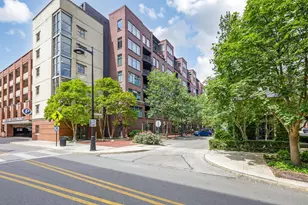 251 Daniel Burnham Square, Columbus, OH 43215 - Photo 3