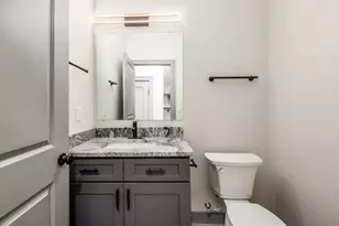 384 Whitethorne Ave, Columbus, OH 43223 - Photo 19