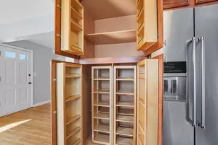 898 Chestershire Rd, Columbus, OH 43204 - Photo 29