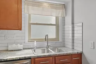 898 Chestershire Rd, Columbus, OH 43204 - Photo 23