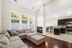 3940 Rennes Dr, Columbus, OH 43221 - Photo 3