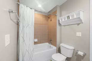 3940 Rennes Dr, Columbus, OH 43221 - Photo 35